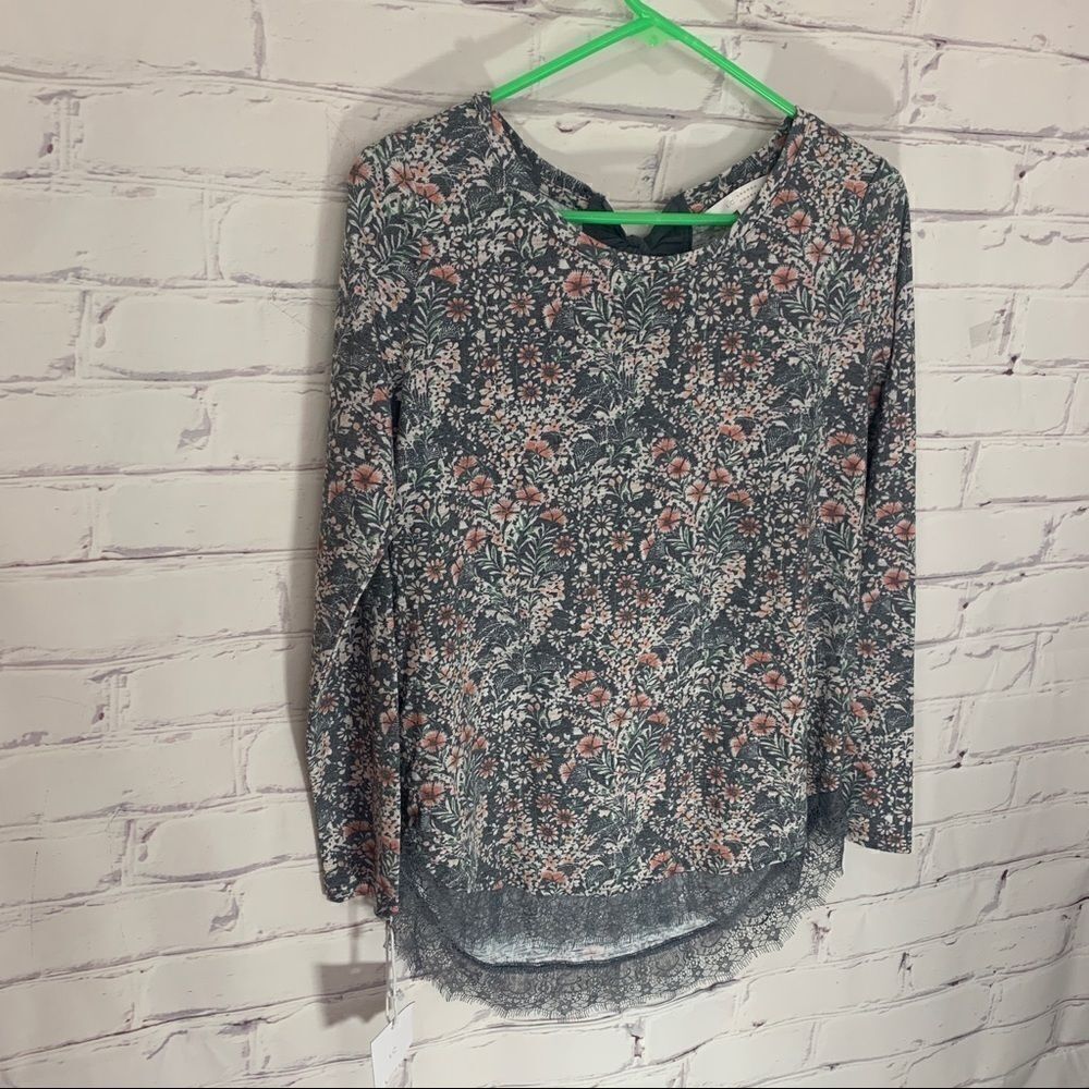 ‎Lauren Conrad XS or small top - BNWT!